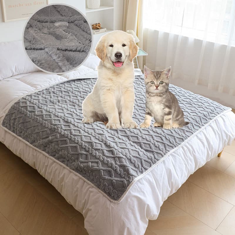 Plush Blanket Insulated Waterproof Washable Winter Dog Bed Throw